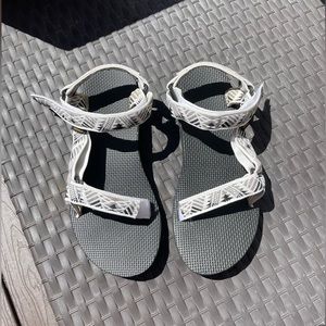 Teva • women’s original universal